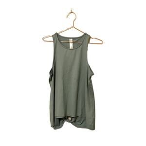 Yogalicious tank athletic top size medium